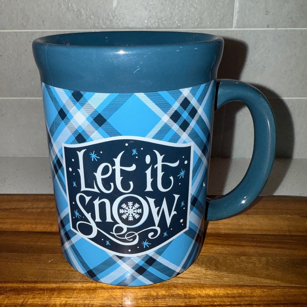 DesignPac Christmas Coffee Mug Cup Holiday Let It Snow Blue Plaid NWOT